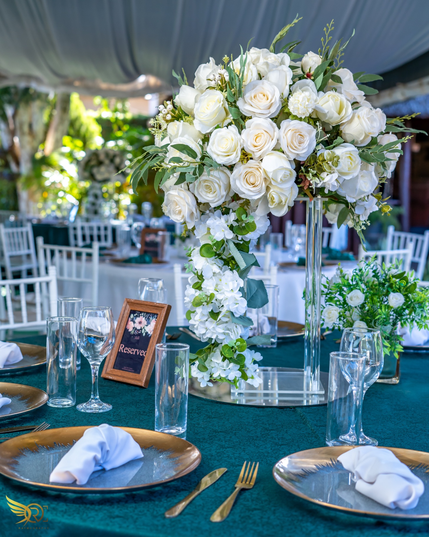 Rose centrepiece